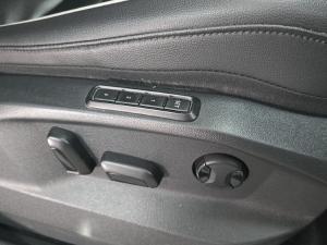 Volkswagen Tiguan 2.0TDI 4Motion Highline - Image 17