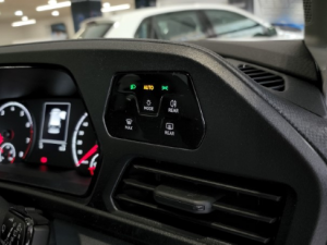 Volkswagen Caddy Kombi 1.6 - Image 10