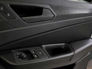 Volkswagen Caddy Kombi 1.6 - Image 15