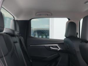 Isuzu D-Max 1.9TD double cab LS auto - Image 12