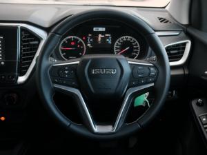 Isuzu D-Max 1.9TD double cab LS auto - Image 19