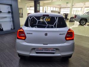 Suzuki Swift 1.2 GL manual - Image 10