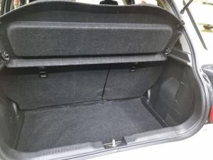 Suzuki Swift 1.2 GL manual - Image 11