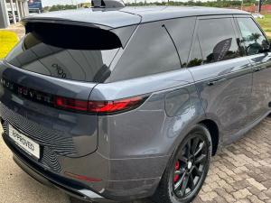 Land Rover Range Rover Sport D350 Dynamic SE - Image 13