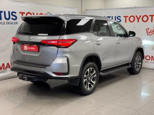 Toyota Fortuner 2.4GD-6 4x4 - Image 2