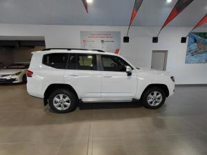 Toyota Land Cruiser 300 3.3D GX-R - Image 3