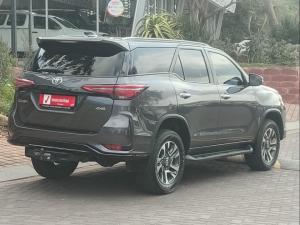 Toyota Fortuner 2.8GD-6 4x4 - Image 2