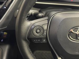 Toyota Corolla hatch 1.8 Hybrid XR - Image 9