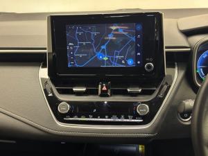Toyota Corolla hatch 1.8 Hybrid XR - Image 13