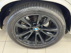 BMW X5 xDrive50i - Image 20