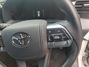 Toyota Land Cruiser 300 3.3D GR-Sport - Image 10