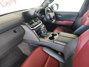 Toyota Land Cruiser 300 3.3D ZX - Image 7