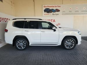 Toyota Land Cruiser 300 3.3D ZX - Image 3