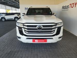 Toyota Land Cruiser 300 3.3D ZX - Image 4