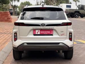 Toyota Urban Cruiser 1.5 XR manual - Image 5