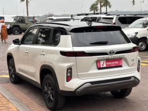 Toyota Urban Cruiser 1.5 XR manual - Image 12