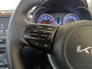 Kia Pegas 1.4 LX manual - Image 9