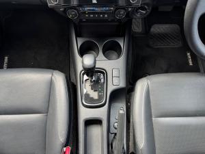 Toyota Hilux 2.8GD-6 double cab 4x4 Legend auto - Image 12