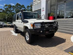 Toyota Land Cruiser 79 4.5D-4D V8 double cab LX - Image 1