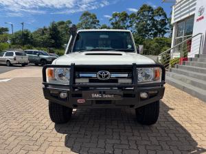 Toyota Land Cruiser 79 4.5D-4D V8 double cab LX - Image 4