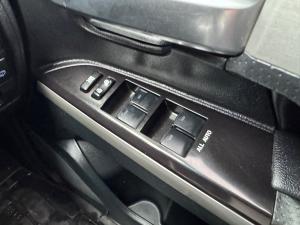 Toyota Land Cruiser 200 4.5D-4D V8 VX-R - Image 22