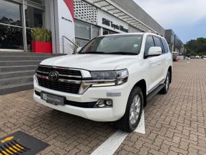 Toyota Land Cruiser 200 4.5D-4D V8 VX-R - Image 19