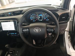 Toyota Hilux 2.8 GD-6 RB Legend RS automaticD/C - Image 8