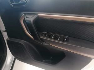 Renault Kiger 1.0 Energy ZEN AMT - Image 16