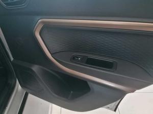 Renault Kiger 1.0 Energy ZEN AMT - Image 17