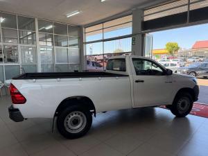 Toyota Hilux 2.4 GD-6 RB SRS/C - Image 5