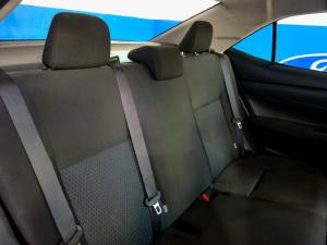 Toyota Corolla Quest 1.8 Plus manual - Image 13