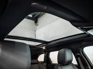 Land Rover Range Rover Velar D300 Dynamic SE - Image 20