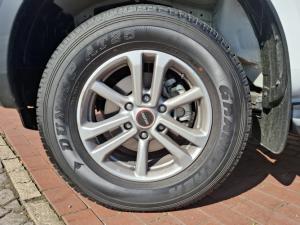 Isuzu D-Max 1.9TD double cab L auto - Image 10