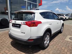 Toyota RAV4 2.0 GX - Image 3
