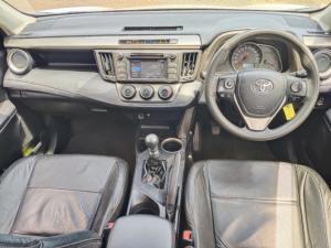 Toyota RAV4 2.0 GX - Image 8