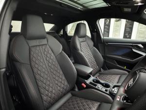 Audi S3 sedan TFSI quattro - Image 9
