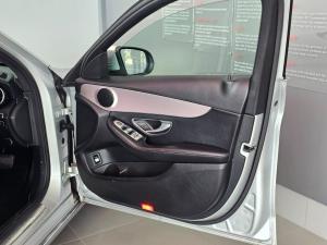 Mercedes-Benz C-Class C180 Avantgarde auto - Image 14
