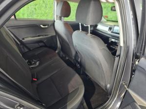 Kia Rio hatch 1.4 EX - Image 15