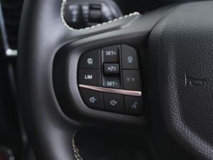 Ford Everest 3.0TD V6 4WD Platinum - Image 12