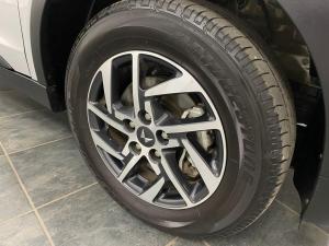 Mahindra XUV300 1.5TD W8 - Image 12