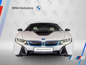 BMW i8 eDrive coupe Protonic Frozen Yellow Edition - Image 2