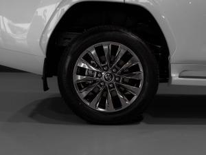 Toyota Land Cruiser 300 3.3D ZX - Image 12