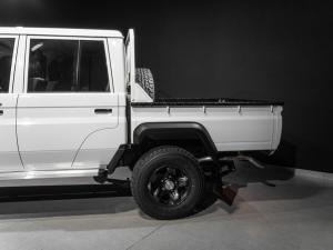 Toyota Land Cruiser 79 4.2D double cab - Image 23