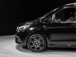 Mercedes-Benz V-Class V300d Exclusive - Image 10