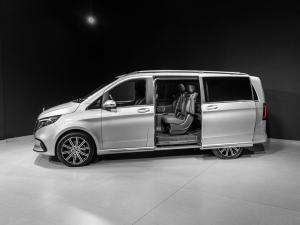 Mercedes-Benz V-Class V300d Exclusive - Image 8