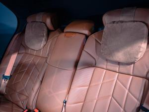 BMW 7 Series 740d xDrive M Sport - Image 12