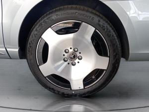 Mercedes-Benz V-Class V300d Exclusive - Image 16