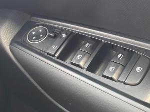 Kia Sonet 1.5 LX manual - Image 11