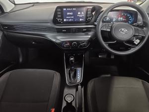 Hyundai i20 1.4 Motion auto - Image 10