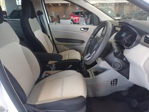 Renault Triber 1.0 Iconic manual - Image 11